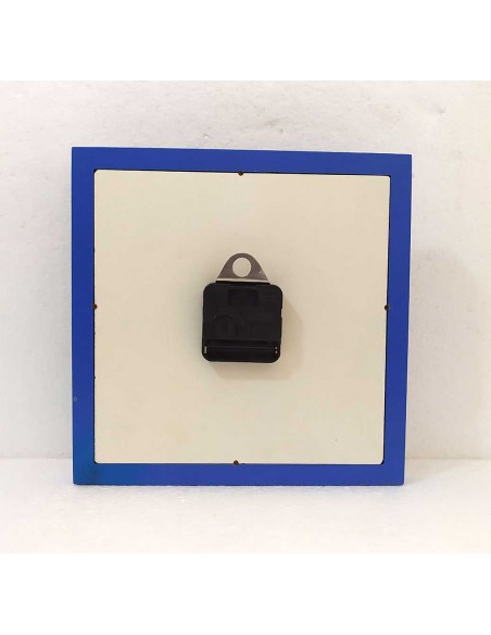 Orologio-da-parete-per-bambini-quadrato-blu-modello-Sunny-10