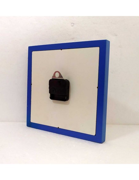 Orologio-da-parete-per-bambini-quadrato-blu-modello-Sunny-11