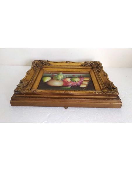 Quadro-natura-morta-con-frutta-e-uva-elegante-cornice-dorata-lavorata-3