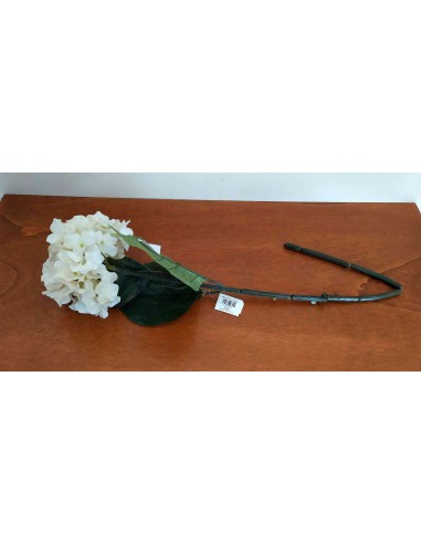 Fiore-ortensia-artificiale-panna-a-stelo-singolo-con-foglie-verdi-1