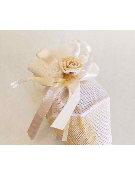 Cono-portaconfetti-in-juta-con-rose-di-stoffa-Bianco/Avorio-1