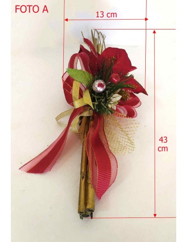 Decorazione-natalizia-con-stella-di-natale-rossa-e-nastri-oro-dimensioni