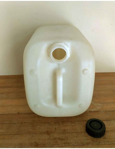 Taniche-lattine-in-plastica-bianca-vuote-impilabili-da-20-kg-6