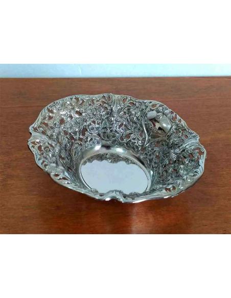 Cestino-vintage-traforato-in-silver-plate-con-rose-a-rilievo-15.4x13.5xh4.4-cm-1