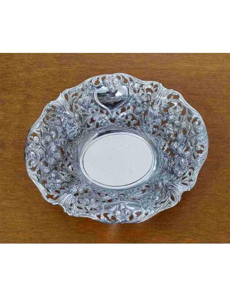 Cestino-vintage-traforato-in-silver-plate-con-rose-a-rilievo-15.4x13.5xh4.4-cm-3