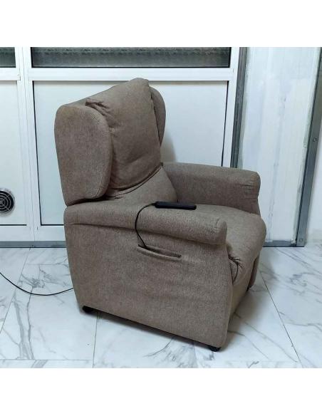 Poltrona Alzapersona Vitarelax Romeo 2 Motori Elettrica PMUA006 vista laterale dx