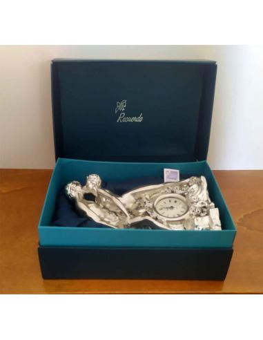 Orologio da Tavolo in Resina Argentata Scultura coppia amanti Recuerdo, vista in confezione