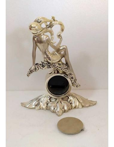 Orologio da Tavolo Recuerdo Linea Argenti - Scultura Donna Argentata, vista posteriore vano batteria