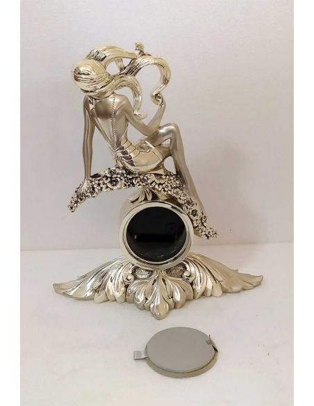 Orologio da Tavolo Recuerdo Linea Argenti - Scultura Donna Argentata, vista bposteriore vano batteria 1