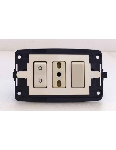 Adattatore Bianco per Scatola 503 da Magic a Placca ARC | 3 Posti, montato su supporto Art.1800.