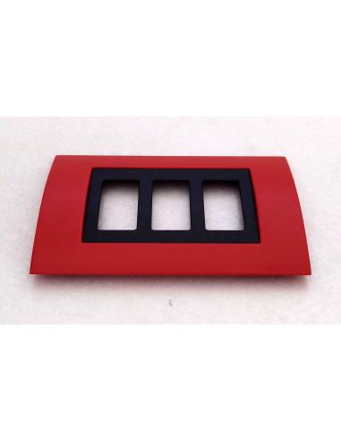 Adattatore Nero per Scatola 503 da Magic a Placca ARC | 3 Posti, montato su placca ARC.
