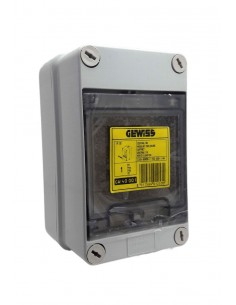 Centralino-Gewiss-stagno-da-parete-4-moduli-IP55-con-porta-fumè