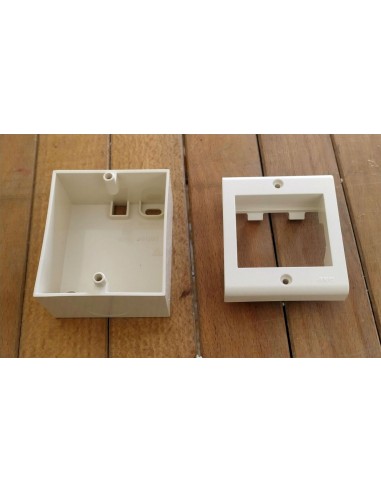 Scatola-contenitore-a-parete-Ave-2-Moduli8