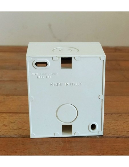 Scatola-contenitore-a-parete-Ave-2-Moduli5