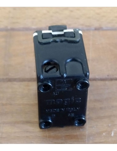 Presa-telefonica-Bticino-magic-TCC5021-6