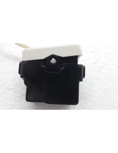 Pulsante-con tirante-bticino-serie tekne-13906-1