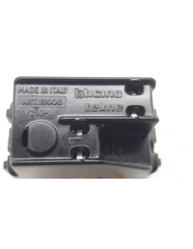 Pulsante-con tirante-bticino-serie tekne-13906-2
