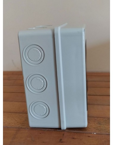 Centralino-a-parete-92.04-10