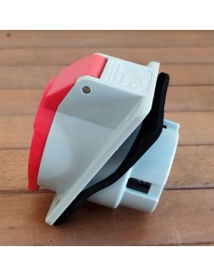 Presa-Cee-da-Quadro-inclinata-3p+T-16a-380V-IP44 2