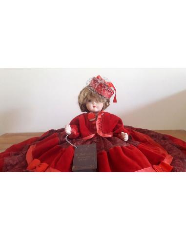 Bambola-in-Porcellana-Capodimonte-Rossa-l'infinito-Vintage-1