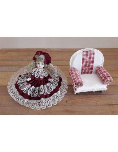 Bambola-Ceramica-Collezione-con-Poltrona-bordo'-1