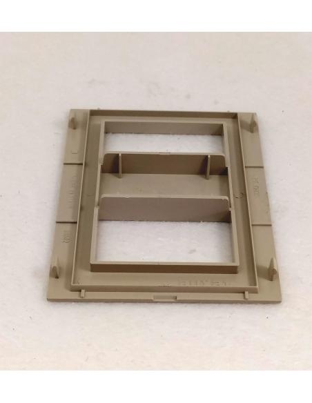 Placca-Mostrina-grigio-sabbia-2-posti-Bticino-TEKNE-2