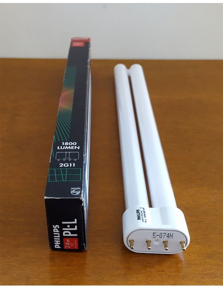 Lampada-fluorescente-Philips-4-pin-24W