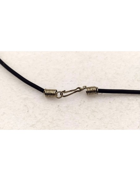 Collana-caucciù-cuore-con-murrine-aggancio