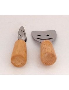 Coltelli-formaggio-con manico-in-legno 2