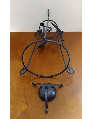 Portaombrelli-in-ferro-battuto-nero-con-calle-7