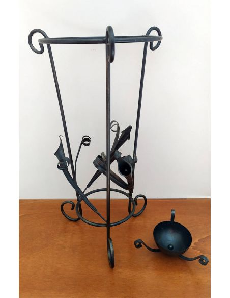 Portaombrelli-in-ferro-battuto-nero-con-calle-6