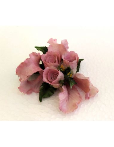 Bouquet-Fiori-con-fiocco-in-Capodimonte-rosa-piccolo