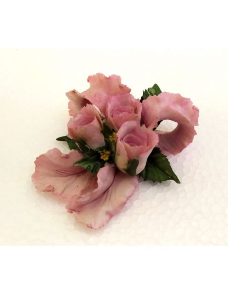 Bouquet-Fiori-con-fiocco-in-Capodimonte-rosa-piccolo-6