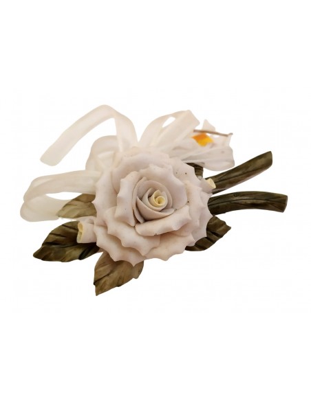Fiore-porcellana-con-spilla-1