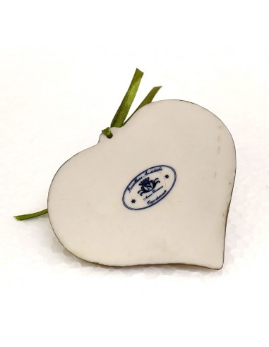 Cuore-porcellana-di-capodimonte-7x7xH2cm-parte-inferiore