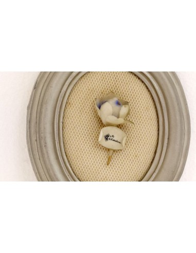 Quadretto-ovale-da-parete-con-fiore-Claraluna-1