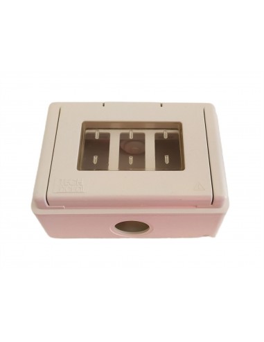 Cassetta-portafrutti-da-parete-avorio-con-portello-3-P-magic-1503.A