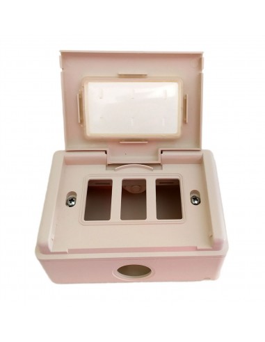 Cassetta-portafrutti-da-parete-avorio-con-portello-3-P-magic-1503.A-1