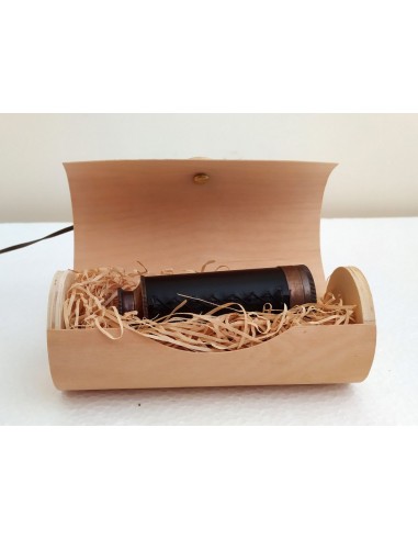 Binocolo-con-astuccio-cilindrico-stile-legno-chiaro-2