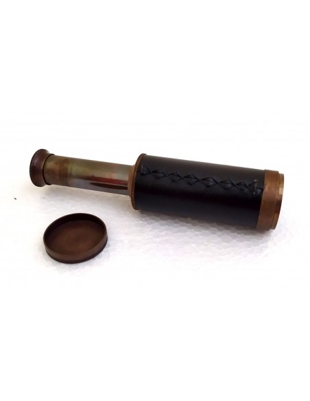 Binocolo-con-astuccio-cilindrico-stile-legno-chiaro-6