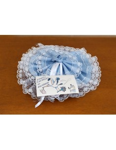 Fiocco-nascita-circolare-celeste-con-scarpette-argentate