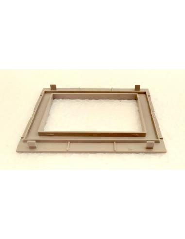Placca-Mostrina-grigio-sabbia-3-posti-Bticino-TEKNE-1