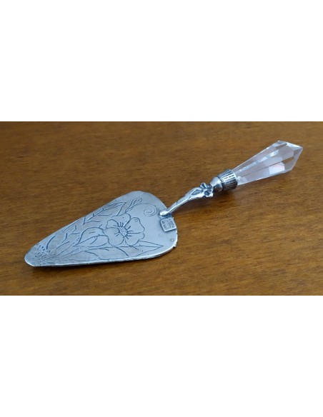 Paletta-dolce-in-argento-e-cristallo-da-collezione-1