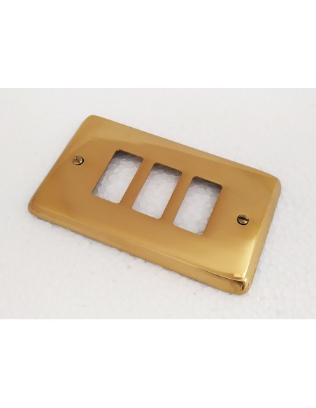 Placca-CAL-in-metallo-ottone-lucido-3-posti-Magic-Art5003-1