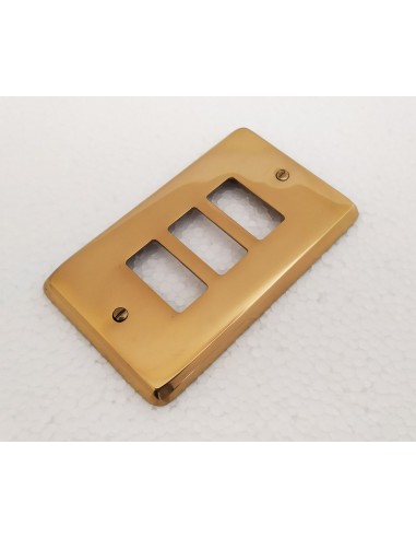 Placca-CAL-in-metallo-ottone-lucido-3-posti-Magic-Art5003-2
