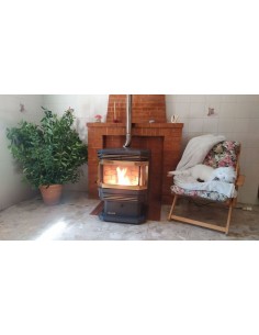 Stufa-a-pellet-enviro-fire-ef-3-con-cornice-oro 2