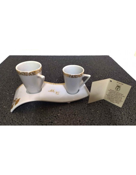 Tazzine-caffe-in-coppia-con-piatto-onda-limoge-bianco-e-oro-1