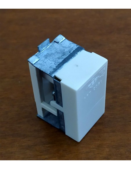 Presa-TV-terminale-femmina-Feb2051-compatibile-per-Bticino-Magic-6