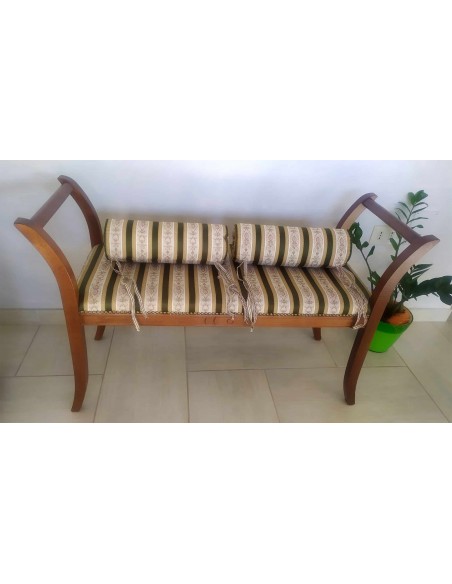 Panchetta-Arte-Povera-in-legno-imbottita-con-braccioli-7