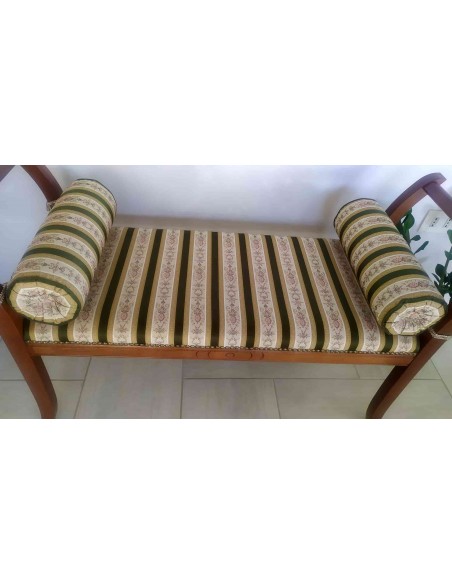 Panchetta-Arte-Povera-in-legno-imbottita-con-braccioli-8